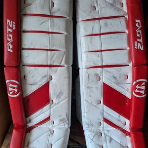 Used 35" Warrior Ritual GT2 Goalie Leg Pads