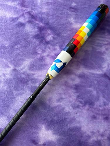 White 2023 DeMarini Prism+ Composite Bat (-10) Composite 23 oz 33" (Used)