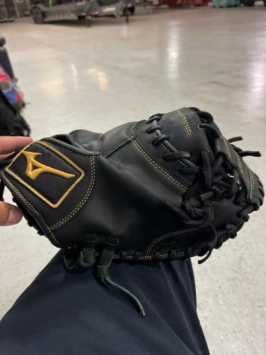Mizuno MVP Prime RH Catcher's Baseball Glove 34" (Used)