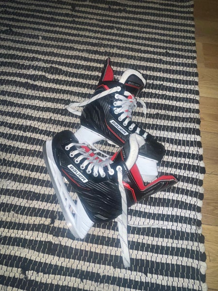 Bauer NSX Hockey Skates Size 4 (Used)