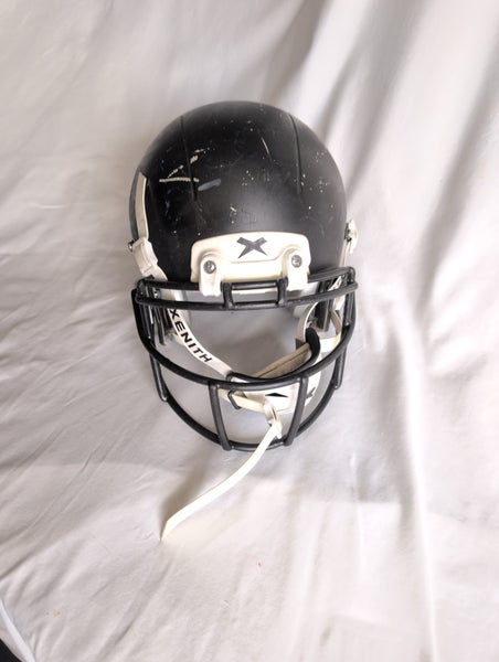 Small Youth Xenith X2E+ Helmet (Used)