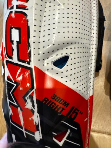 CCM Jetspeed FT6 pro 15" Shin Pads & elbow pads