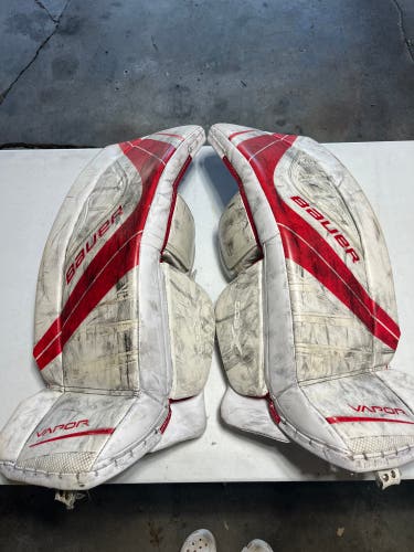 Bauer Vapor X900 Goalie Set – Intermediate Small (Pads + Glove + Blocker)