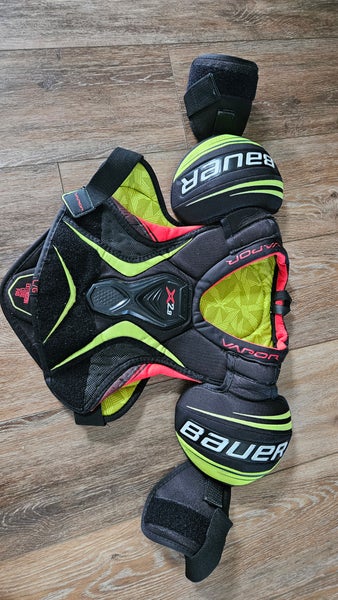 Men's Large Junior Bauer Vapor X2.9 Shoulder Pads
