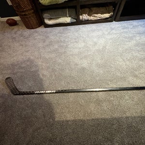 (NHL DRAFT PICK HOCKEY STICK!!) BAUER PROTO R dressed as HYPERLITE 2. 82 flex, custom curve