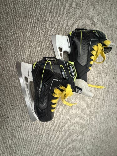 Bauer GSX Hockey Goalie Skates Regular Width Size 12