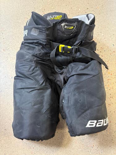 Black Senior Large Bauer Supreme Ultrasonic Hockey Pants (Used)