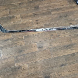 Junior Bauer Vapor 3X Right Handed Hockey Stick P88 (New)