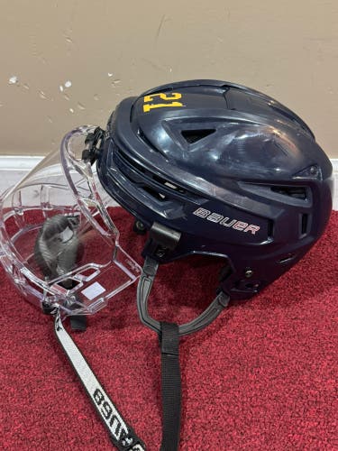 Medium Bauer Re-Akt 150 Helmet Pro Stock (Used) Item#MB21
