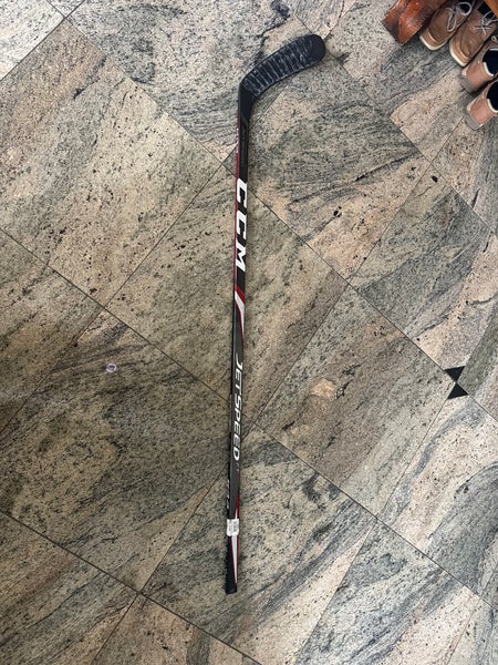 Junior CCM JetSpeed FT 445 Right Handed Hockey Stick P29 (New) 40 Flex