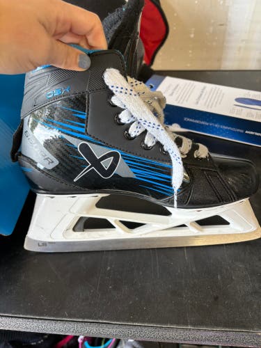 2024 Bauer Hockey Goalie Skates Extra Wide Width Size 5.5 (Used)