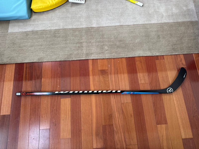 Junior Warrior Covert QRE 20 Pro Right Handed Hockey Stick W03 (New) 50 Flex