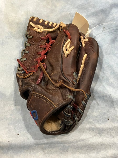 Brown Nokona X2 ELITE RH Baseball Glove 11" (Used)