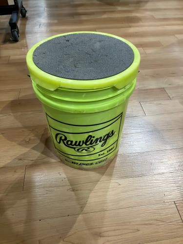 Rawlings Softball Bucket Approx. 2 Dozen Balls