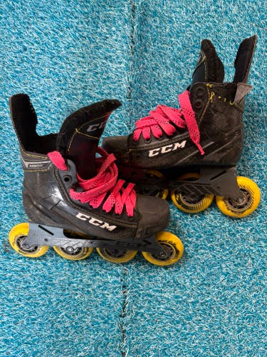 Junior Size 1 CCM Super Tacks 9350R Inline Skates Regular Width (Used)