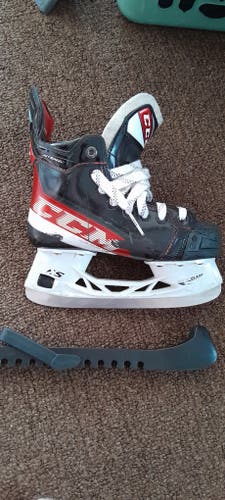 CCM JetSpeed FT4 Pro Hockey Skates Size 1.5 (Used)