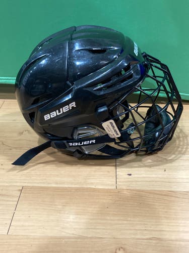 Black Medium Bauer Re-Akt 95 Helmet (Used)