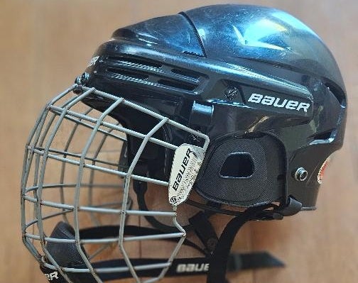 Large Bauer BHH2100L Helmet (Used)