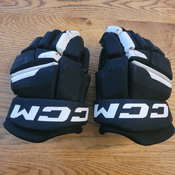 CCM Next Gloves 10" (Used)