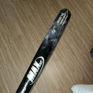Max Bats Model 176 Bat  (-3) 31 oz 34" (Used)