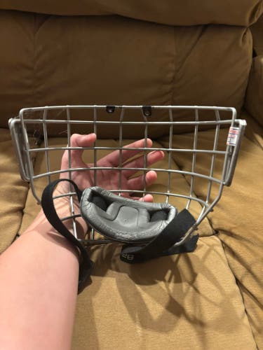 Small Bauer Profile I Full Cage (Used)