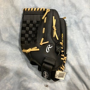 Black Rawlings RSB RH Softball Glove 13" (Used)