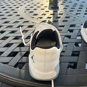 Men's Size M 10.0 (W 11.0) Air Jordan Shoes (Used)