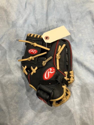 Black Rawlings Highlight Series RH Infield Baseball Glove 10.5" (Used)