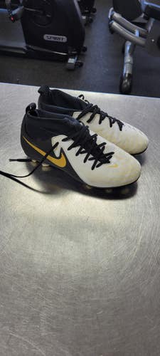 Used Nike Soccer Cleats None Senior 5.5 11497-S000152033