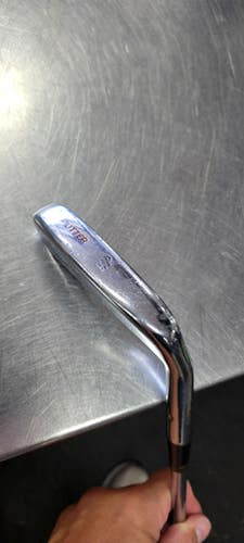 Used LOUISVILLE GRAND SLAM REG 230R Mens Putter RH 11497-S000152009