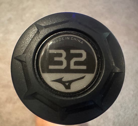 2024 Mizuno F24 CRBN2 Composite Bat (-10) 22 oz 32" (New)