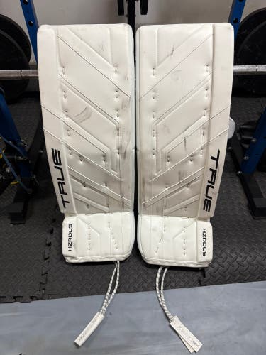 33" True Hzrdus 9x4 Goalie Leg Pads (Used)