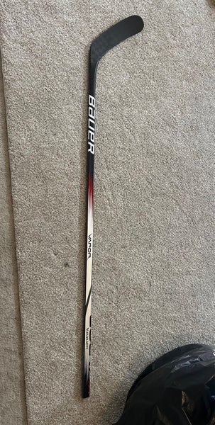 Senior Bauer Bauer Vapor League Right Handed Hockey Stick P92M Pro Stock (Used)