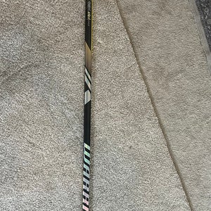 Senior Warrior Alpha LX2 PRO Right Handed Hockey Stick P92M Pro Stock (Used)