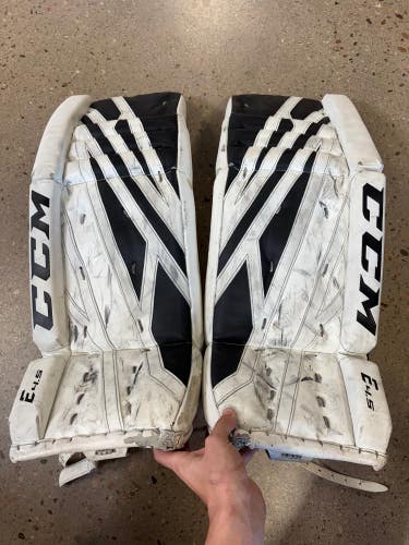28+1" CCM Extreme Flex E4.5 Goalie Leg Pads (Used)