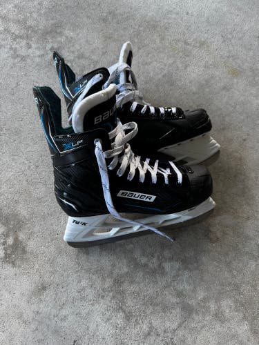 Bauer XLP Hockey Skates 8 (Used)