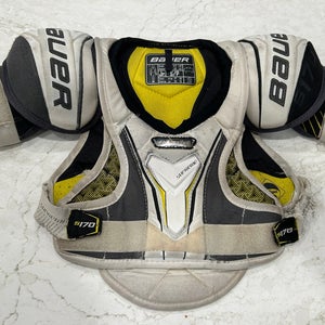 Small Junior Bauer Supreme S170 Shoulder Pads (Used)