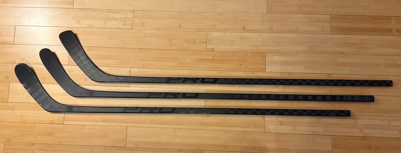 SR PRO Blue Line Right Handed Hockey Stick P28 Pastrnak (Used)
