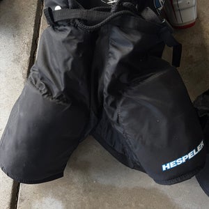 Youth Medium Hockey Pants (New)