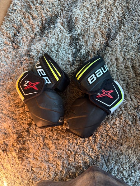 Junior Large Bauer Vapor 2x Elbow Pads (Used)