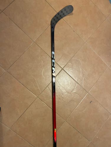 Intermediate CCM Jetspeed FT8 Pro Right Handed Hockey Stick P29 (New)