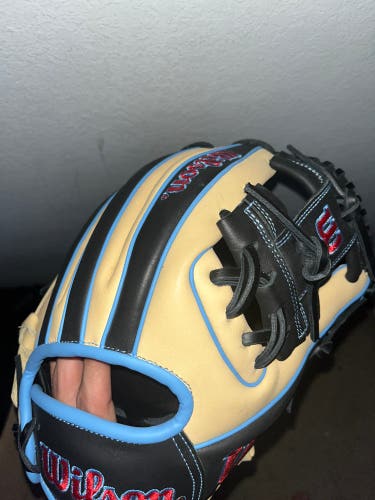 Baseball Bat And Baseball Glove Equipment