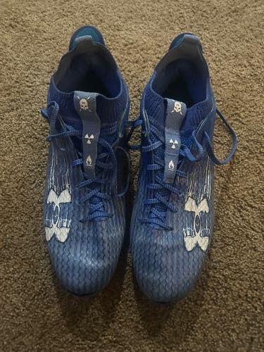 Unisex Size M 10.5 (W 11.5) Under Armour (Used)