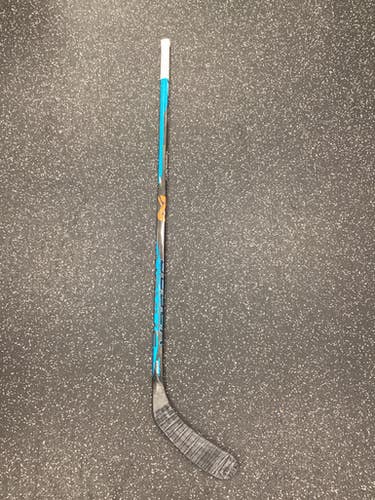 Used Bauer NEXUS Senior One Piece Right 77 Flex 11851-S000037782