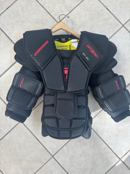 INT Medium/Large 2024 Warrior RX3E+ Goalie Chest Protector (New)