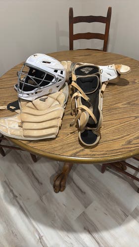 Youth Easton Jen schro Catcher's Combo (Used)
