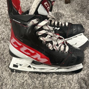 CCM JetSpeed FT4 Pro Hockey Skates Size 6 (Used)