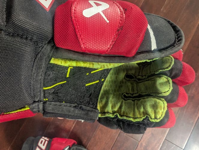 Bauer Vapor Hyperlite Gloves 11" (Used)