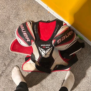 Men's XS Senior Bauer Vapor X60 Shoulder Pads (Used)