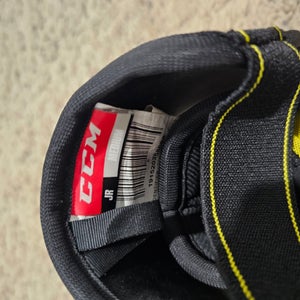 Junior Medium CCM Tacks 9060 Elbow Pads (Used)